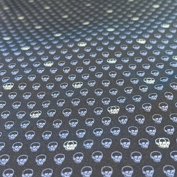 Peter Millar all over skull print polo shirt kids XL pre-owned condition - Picture 6 of 13